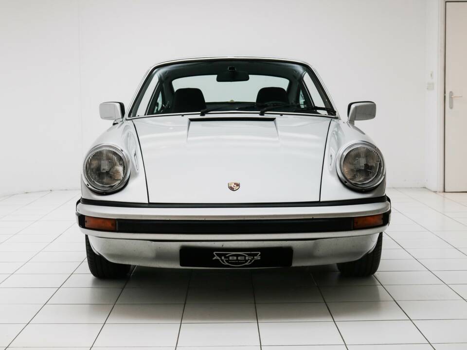 Bild 4/18 von Porsche 911 2.7 (1976)