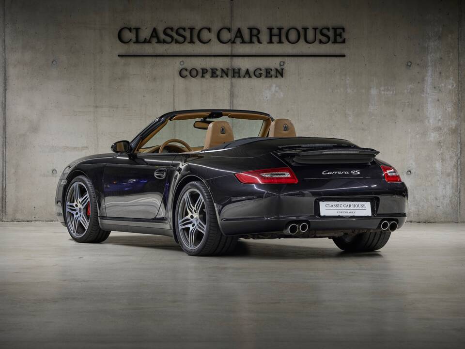 Bild 4/78 von Porsche 911 Carrera 4S (2006)