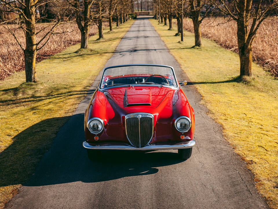 Bild 10/62 von Lancia Aurelia B24 (1958)