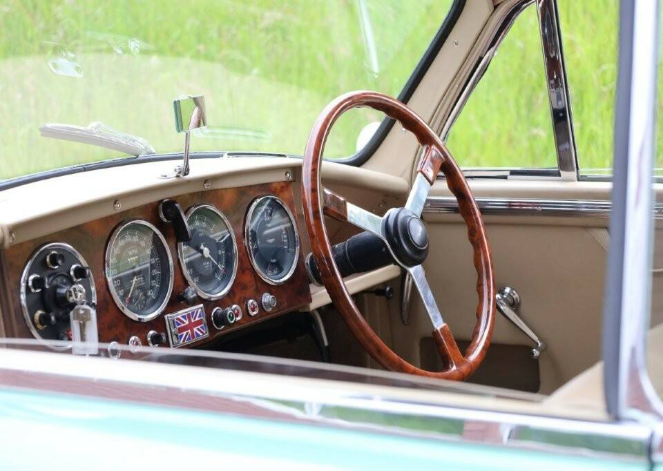 Bild 15/36 von Aston Martin DB 2&#x2F;4 Mk I (1954)