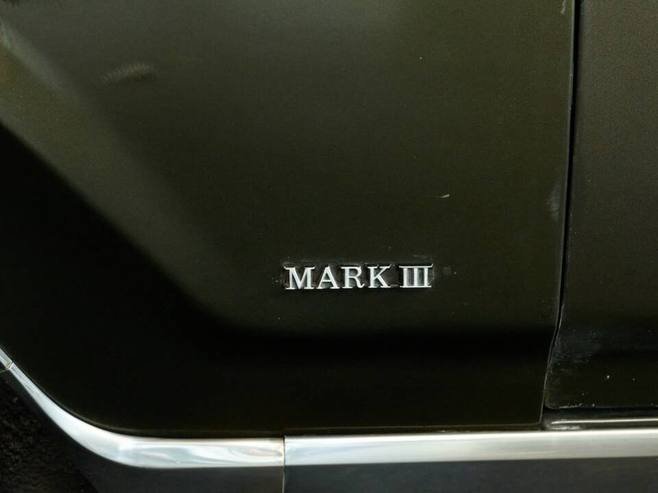Image 13/50 of Lincoln Continental Mark III Hardtop Coupé (1970)