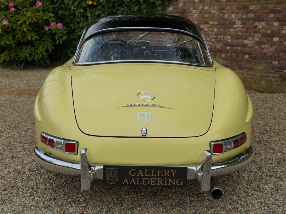 Imagen 17/50 de Mercedes-Benz 300 SL Roadster (1961)