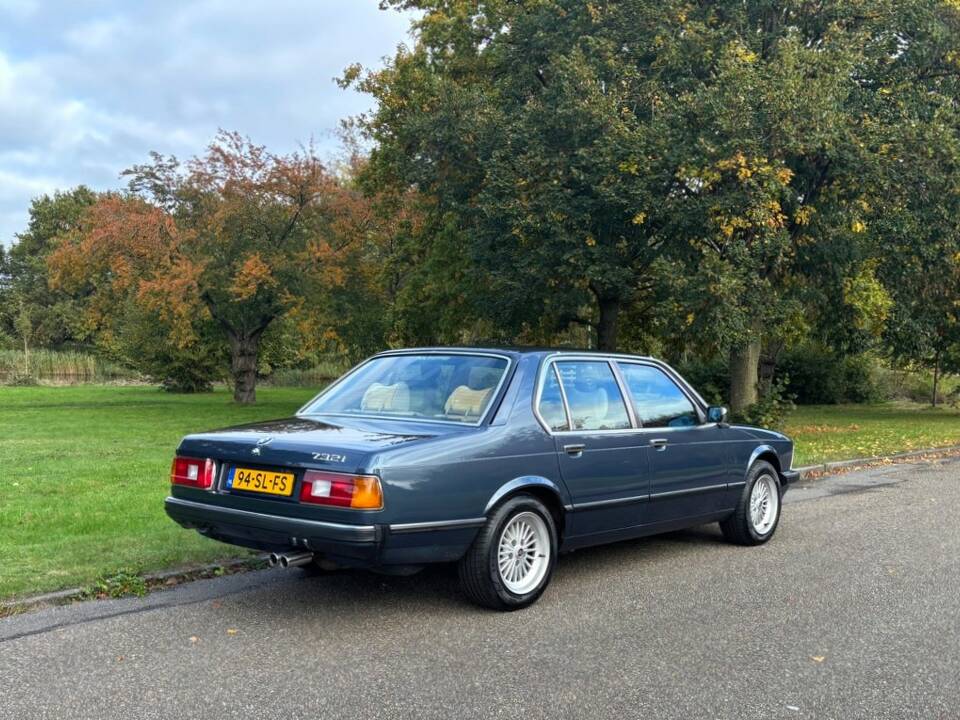 Bild 4/7 von BMW 732i (1981)
