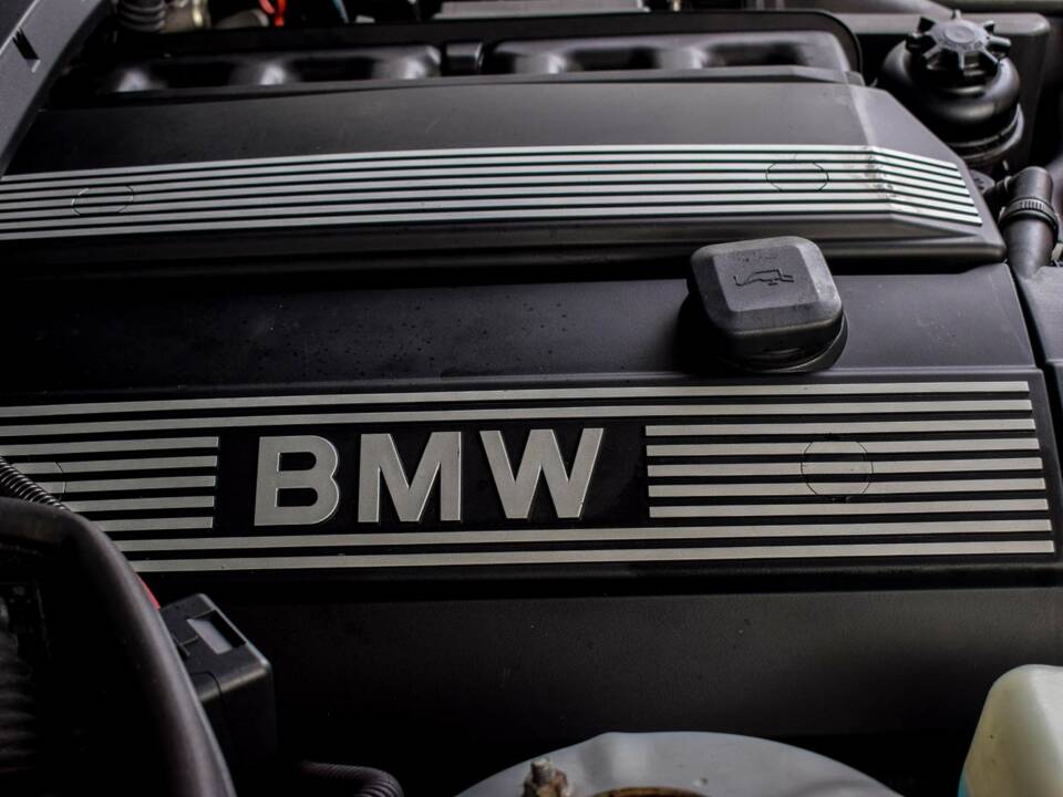 Bild 41/50 von BMW Z3 2.0 (2000)