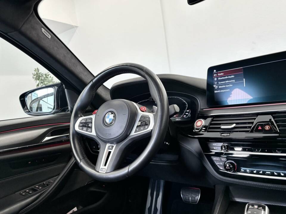 Image 24/31 of BMW M5 xDrive (2021)