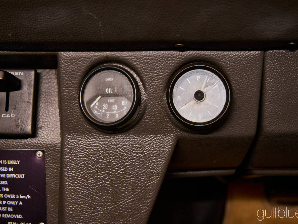 Afbeelding 76/100 van Land Rover Range Rover Classic (1981)