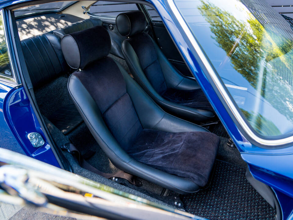 Image 25/42 of Porsche 912 (1967)