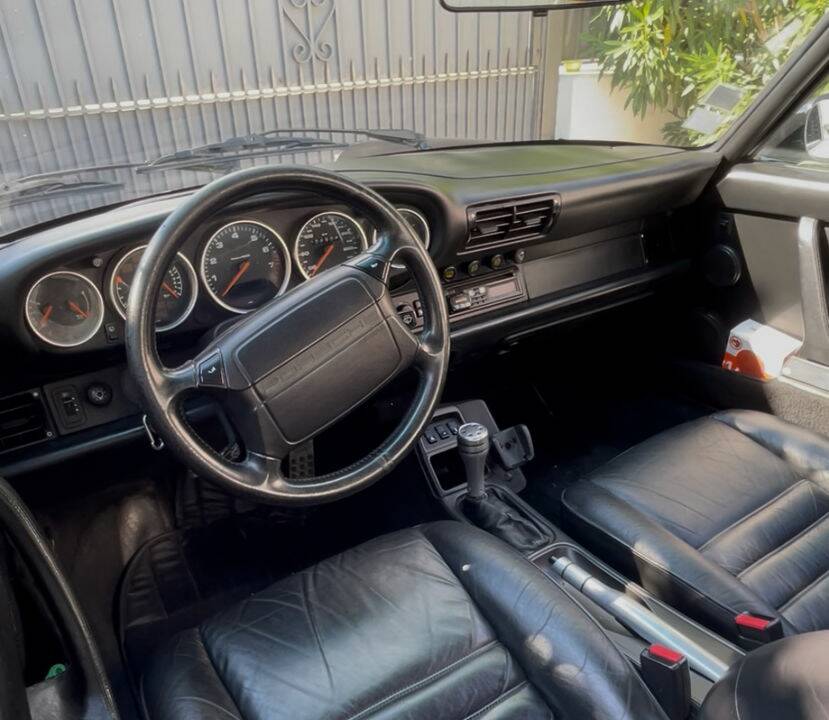 Image 2/8 of Porsche 911 Turbo 3.3 (1991)