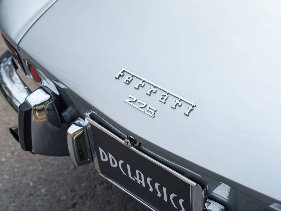 Bild 20/38 von Ferrari 275 GTS (1966)