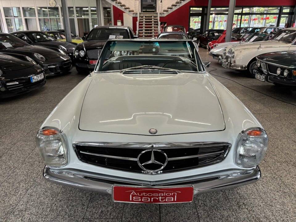 Immagine 5/6 di Mercedes-Benz 280 SL (1968)