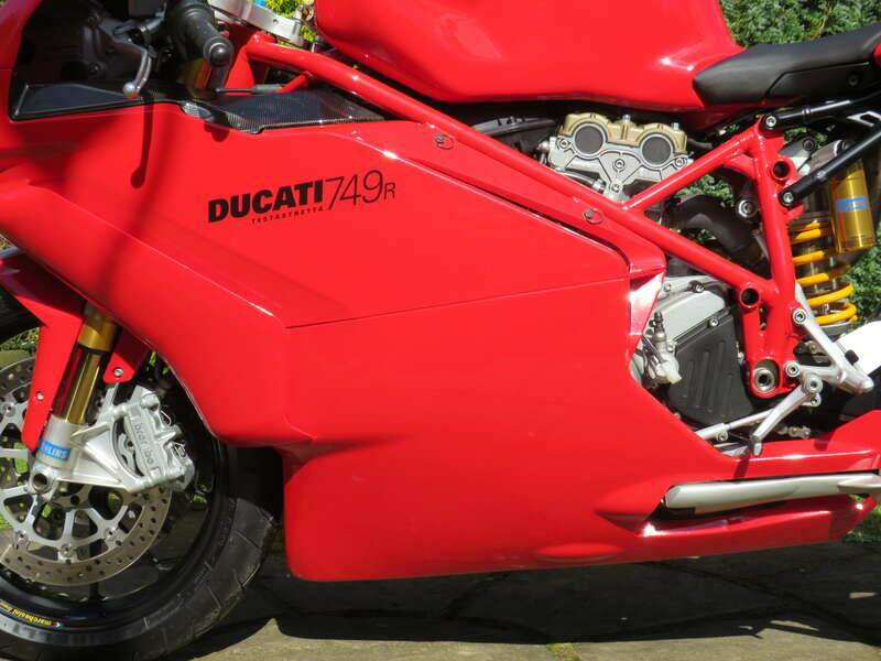 Bild 4/48 von Ducati 749 R (2005)