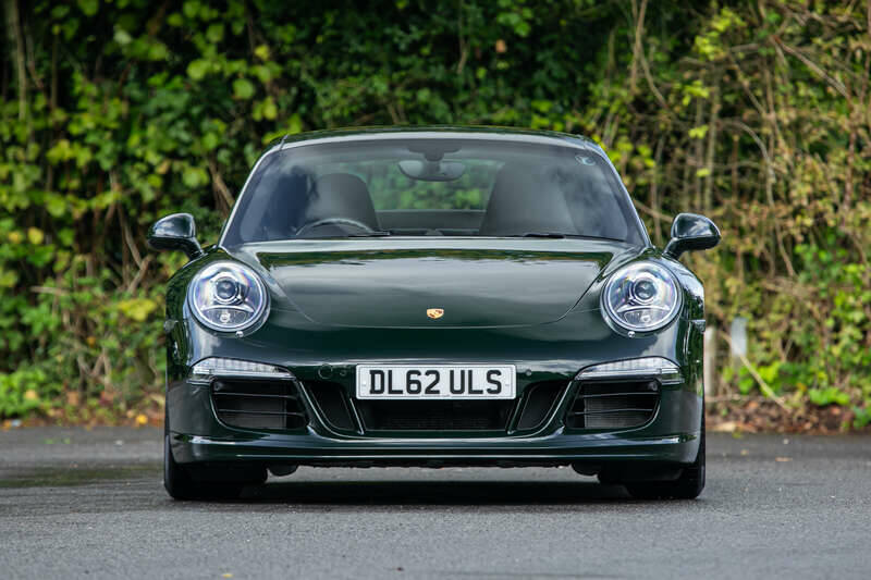 Image 6/50 of Porsche 911 Classic Club Coupé (2013)