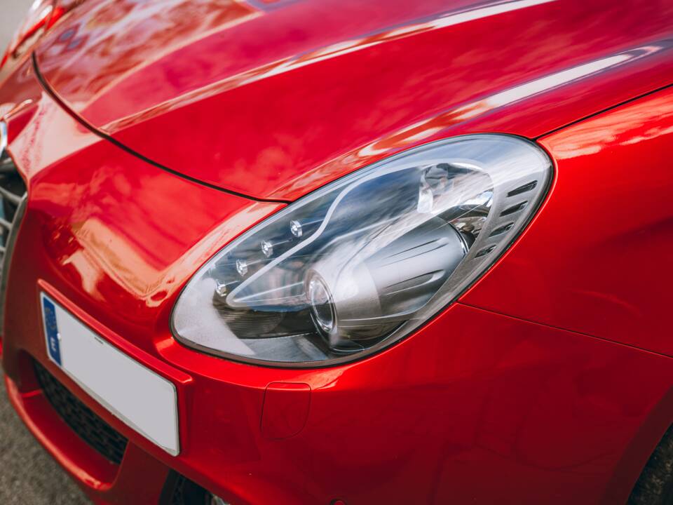 Afbeelding 12/26 van Alfa Romeo Giulietta 1.8 TBi 16V QV (2015)