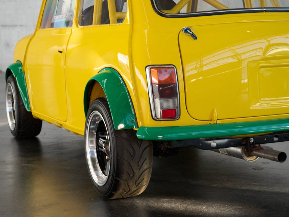 Bild 17/50 von Rover Mini 1.3i (1993)