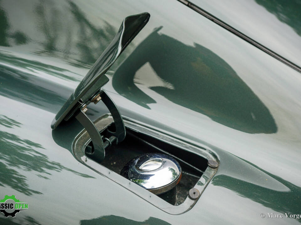 Afbeelding 48/61 van Jaguar E-Type (2+2) (1969)