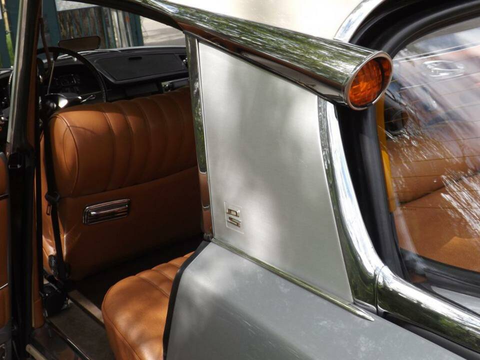 Bild 31/35 von Citroën DS 21 IE Pallas (1969)