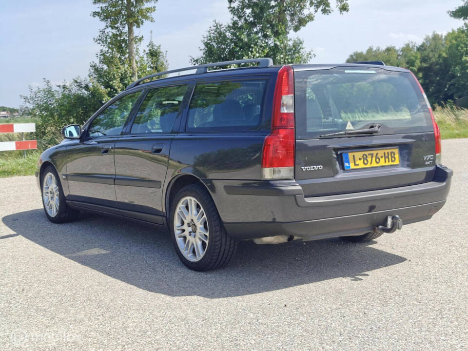 Bild 8/42 von Volvo XC70 2.4T (2000)