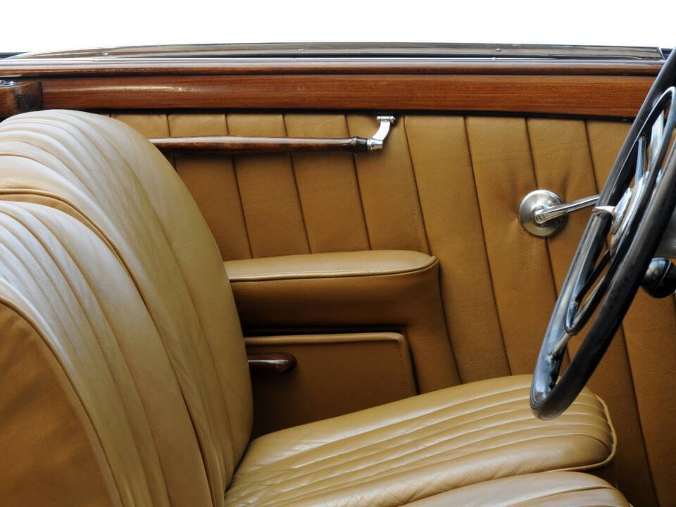 Immagine 56/59 di Mercedes-Benz 540 K Cabriolet C (1937)