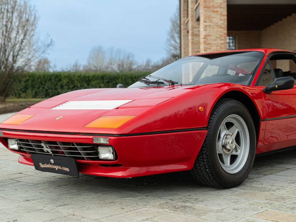 Image 17/50 of Ferrari 512 BBi (1982)