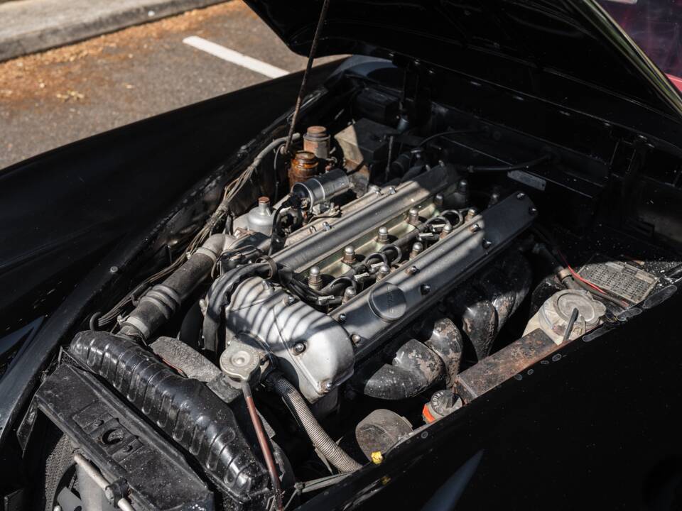 Image 14/21 of Jaguar XK 150 SE FHC (1958)