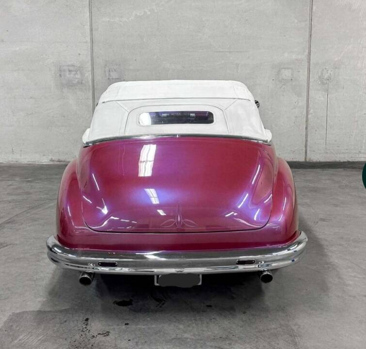 Bild 32/89 von Buick 50 Super Convertible (1947)