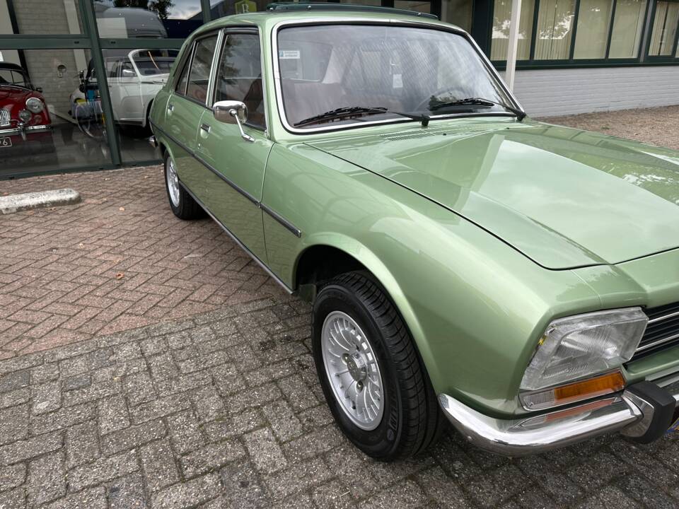 Image 11/80 of Peugeot 504 TI (1976)