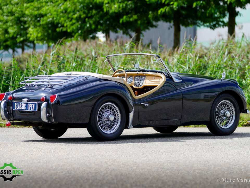 Image 38/46 of Triumph TR 3A (1958)