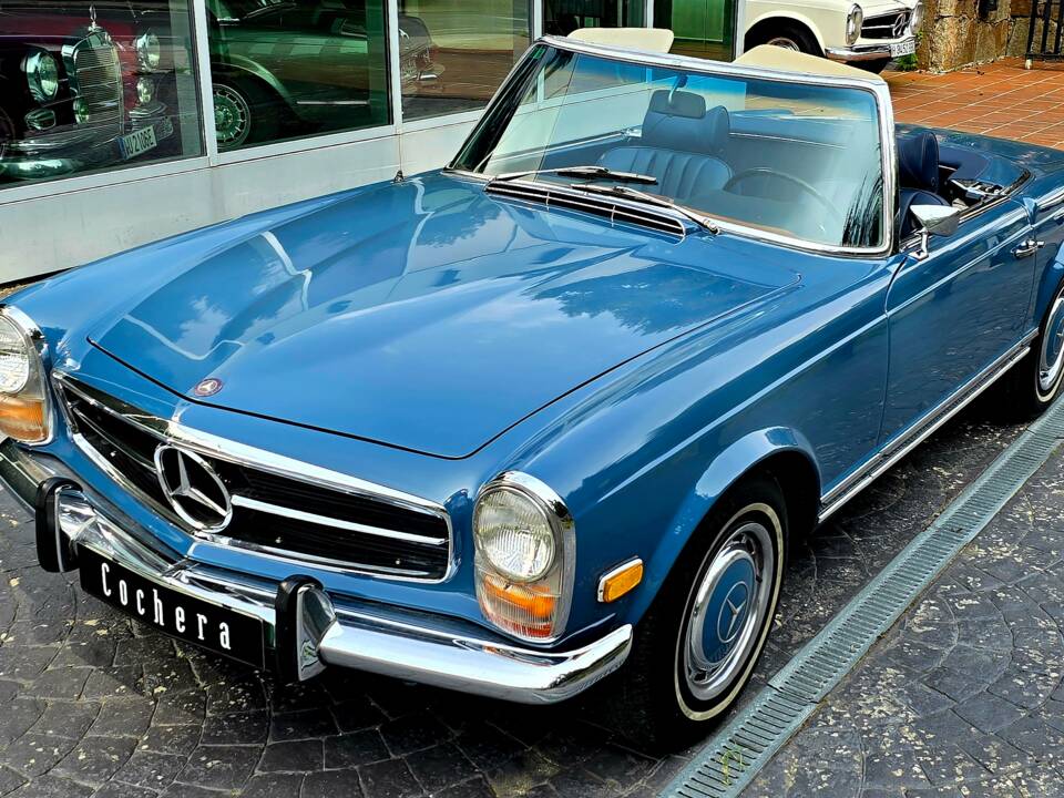 Image 1/12 of Mercedes-Benz 280 SL (1970)