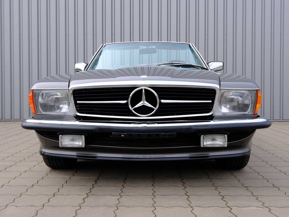 Image 27/96 of Mercedes-Benz 560 SL (1987)