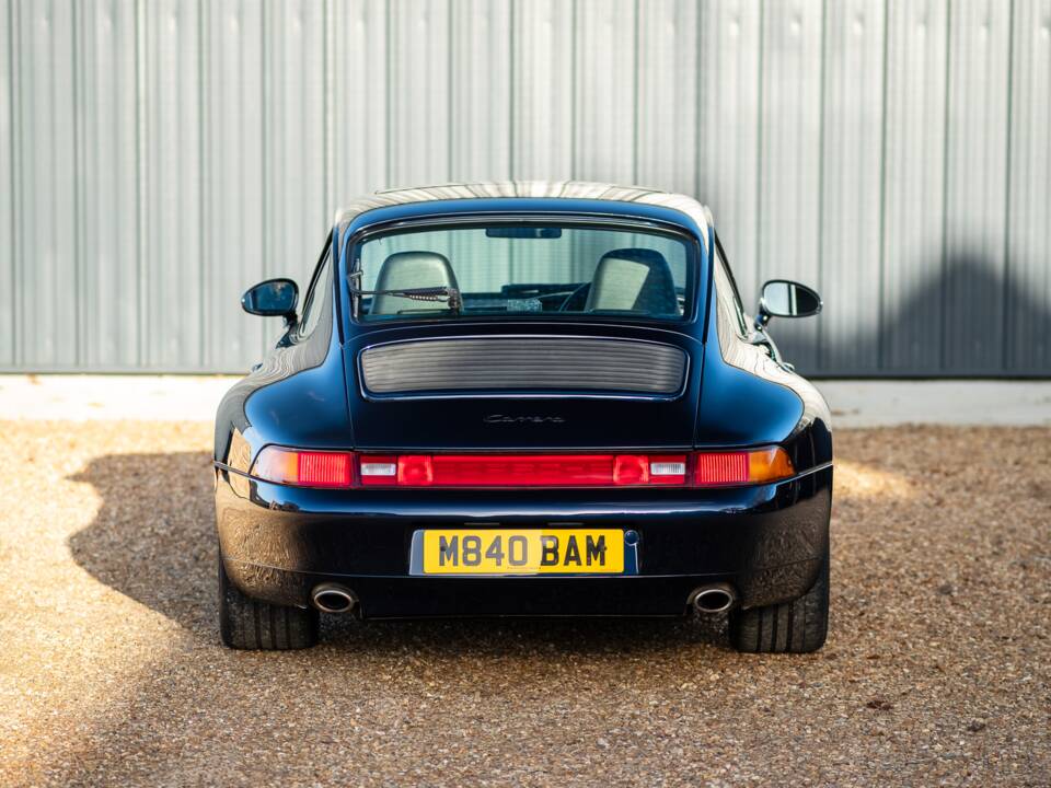 Image 18/93 de Porsche 911 Carrera (1994)
