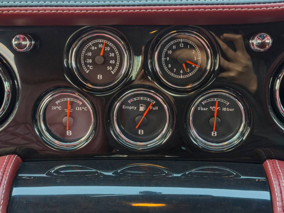 Bild 14/22 von Bentley Brooklands (2008)