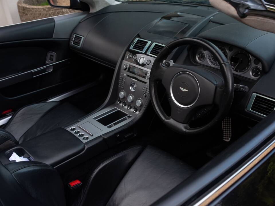 Bild 14/50 von Aston Martin DB 9 Volante (2006)