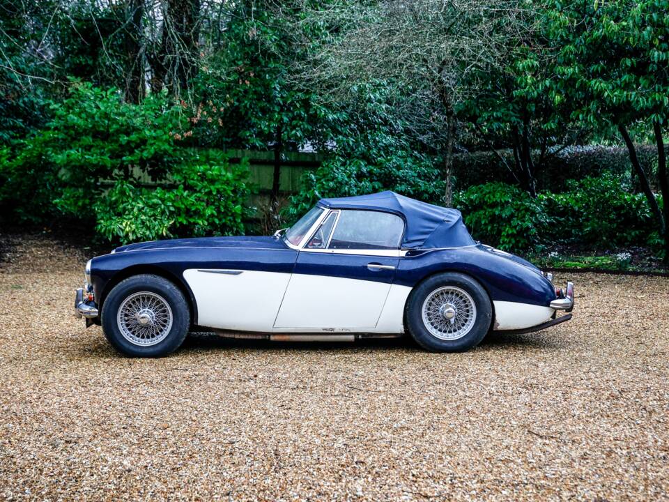 Image 9/26 of Austin-Healey 3000 Mk II (BJ7) (1962)
