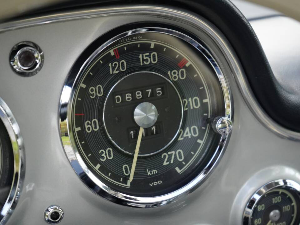 Imagen 4/15 de Mercedes-Benz 300 SL &quot;Gullwing&quot; (1956)