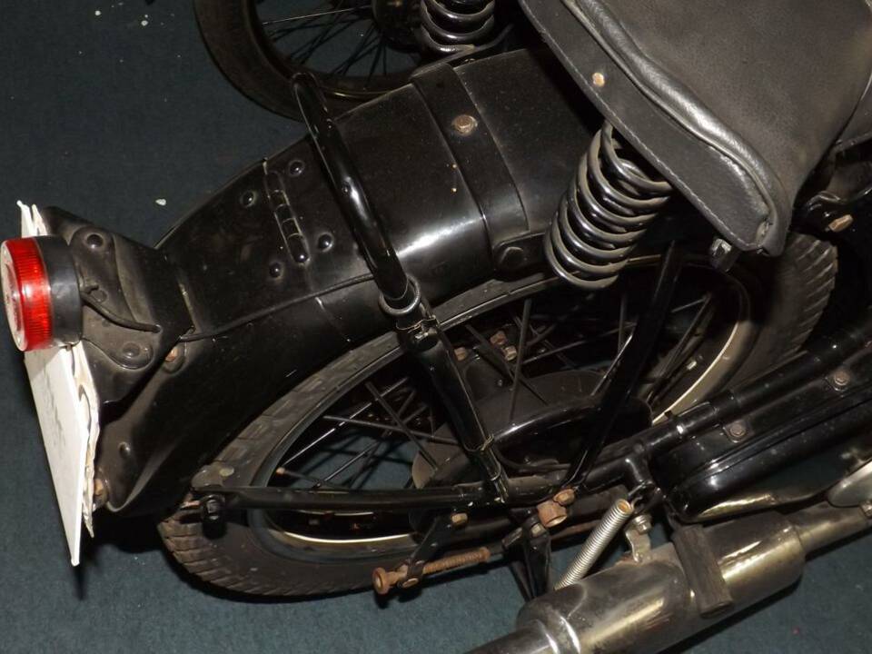 Image 22/35 of Frera Turismo 500 (1946)