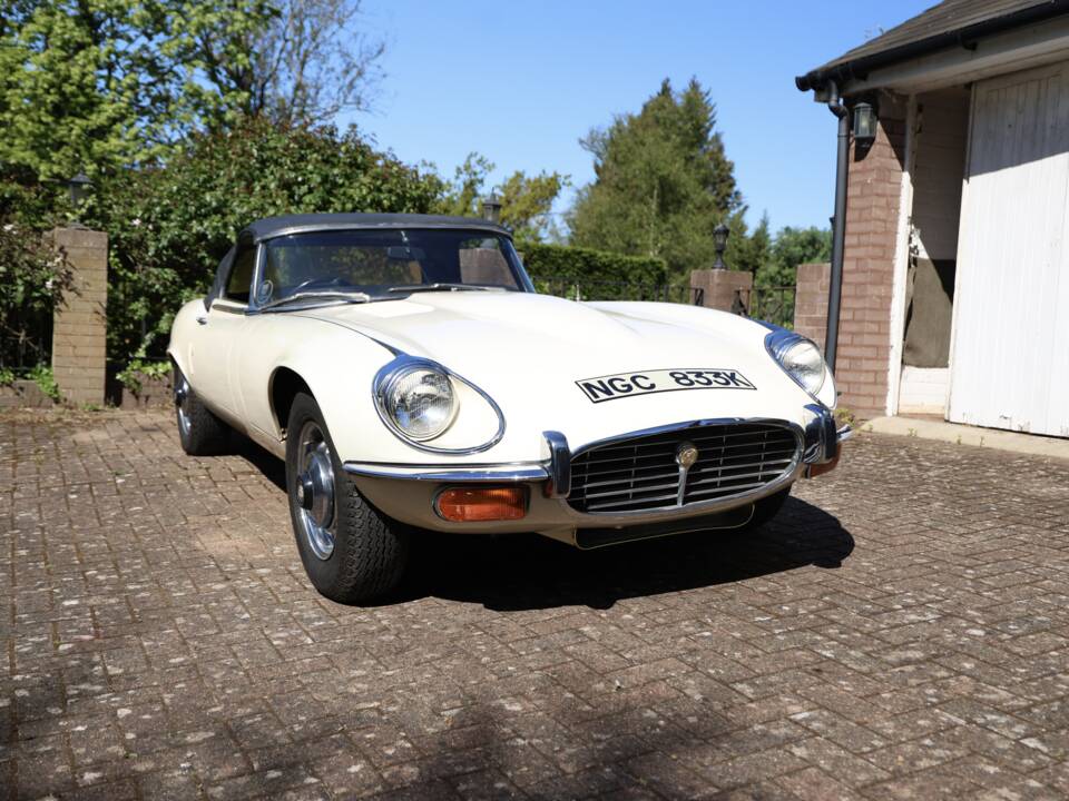 Image 44/50 de Jaguar Type E V12 (1972)