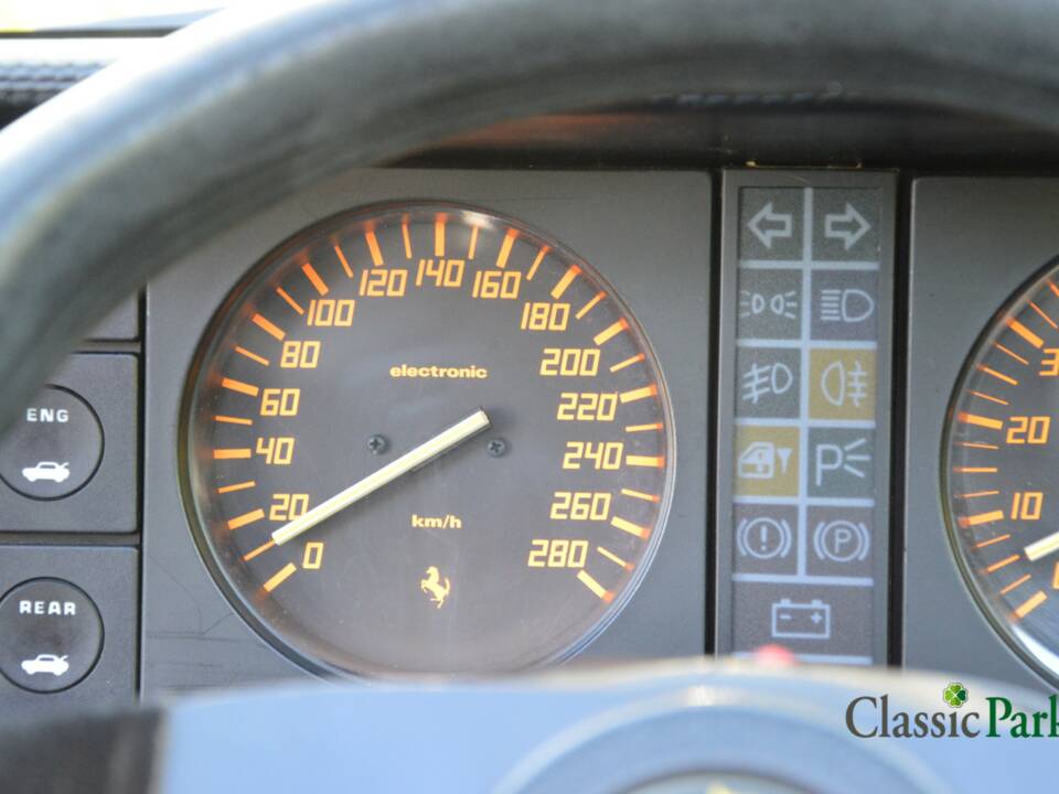 Bild 42/50 von Ferrari Mondial 3.2 (1987)