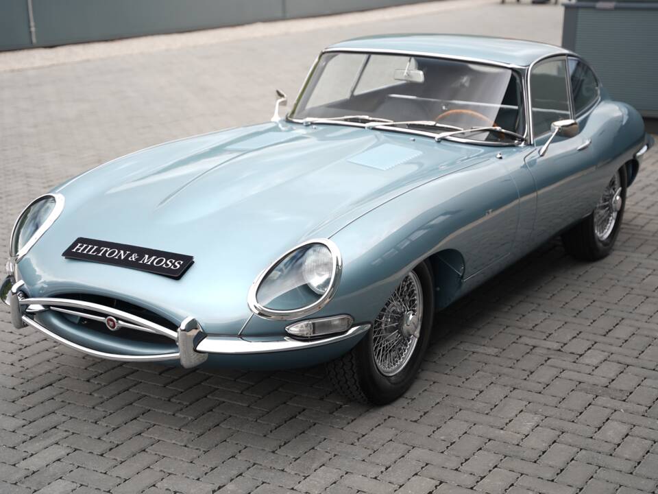 Image 31/50 de Jaguar Type E 3.8 (1962)