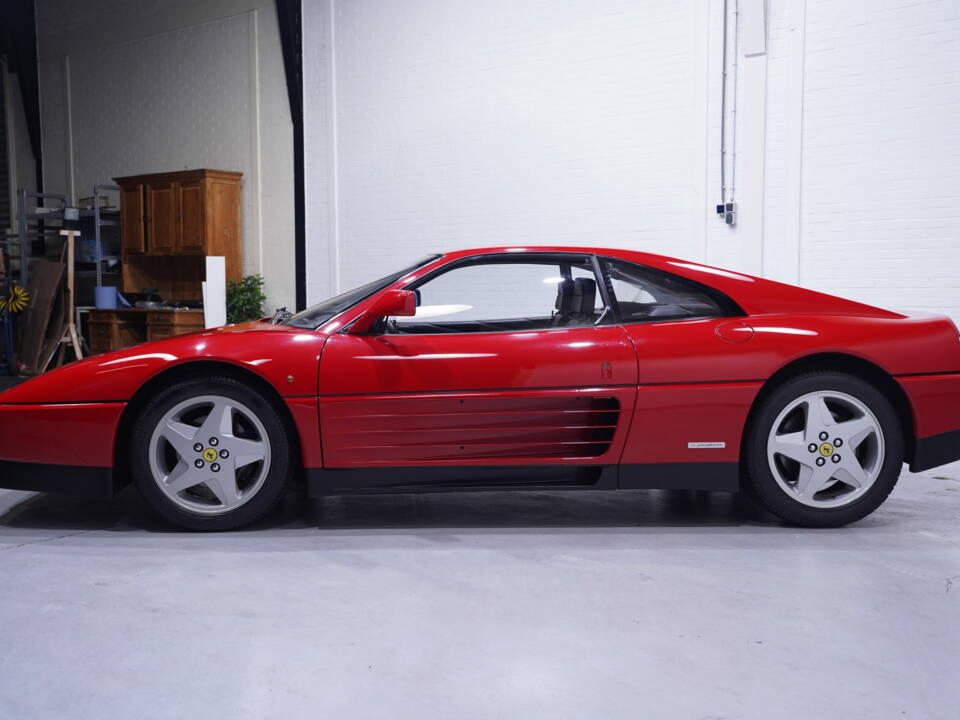 Bild 2/5 von Ferrari 348 TB (1989)