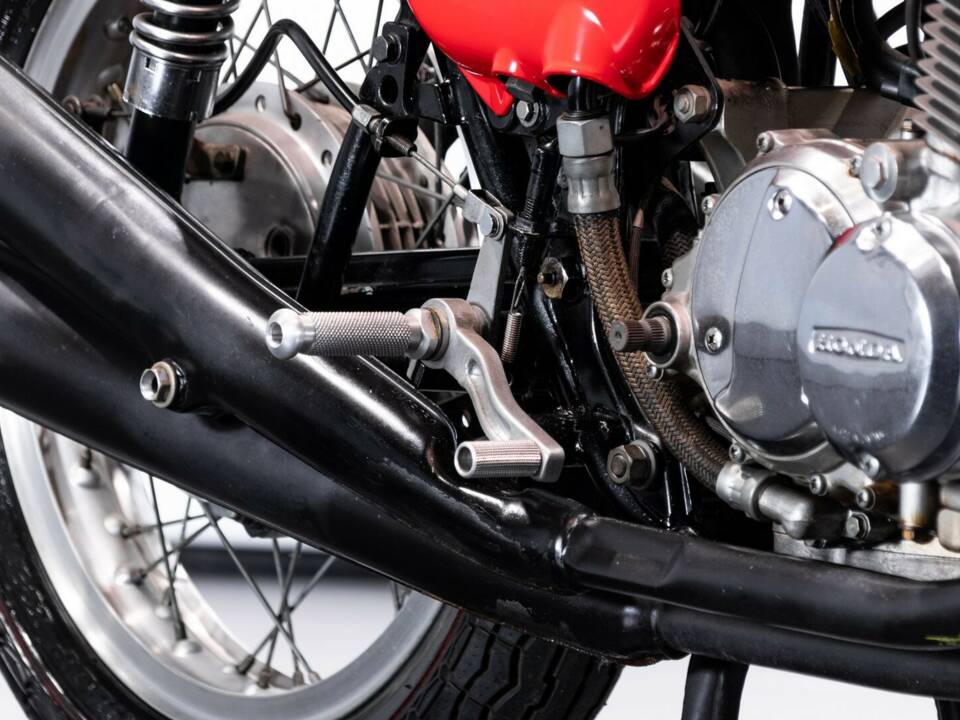 Imagen 27/50 de Honda CB 750 Four (1973)