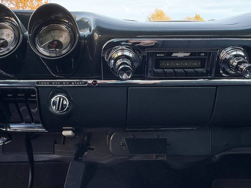 Bild 24/39 von Chevrolet Impala Sport Coupe (1959)