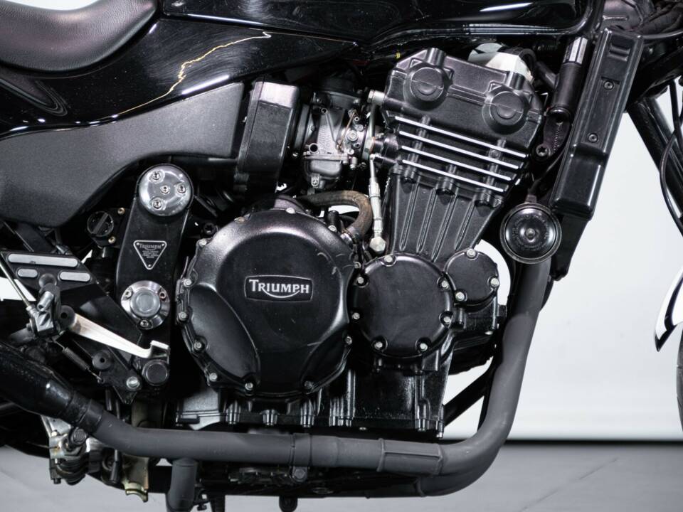 Bild 13/50 von Triumph Speed Triple (1995)