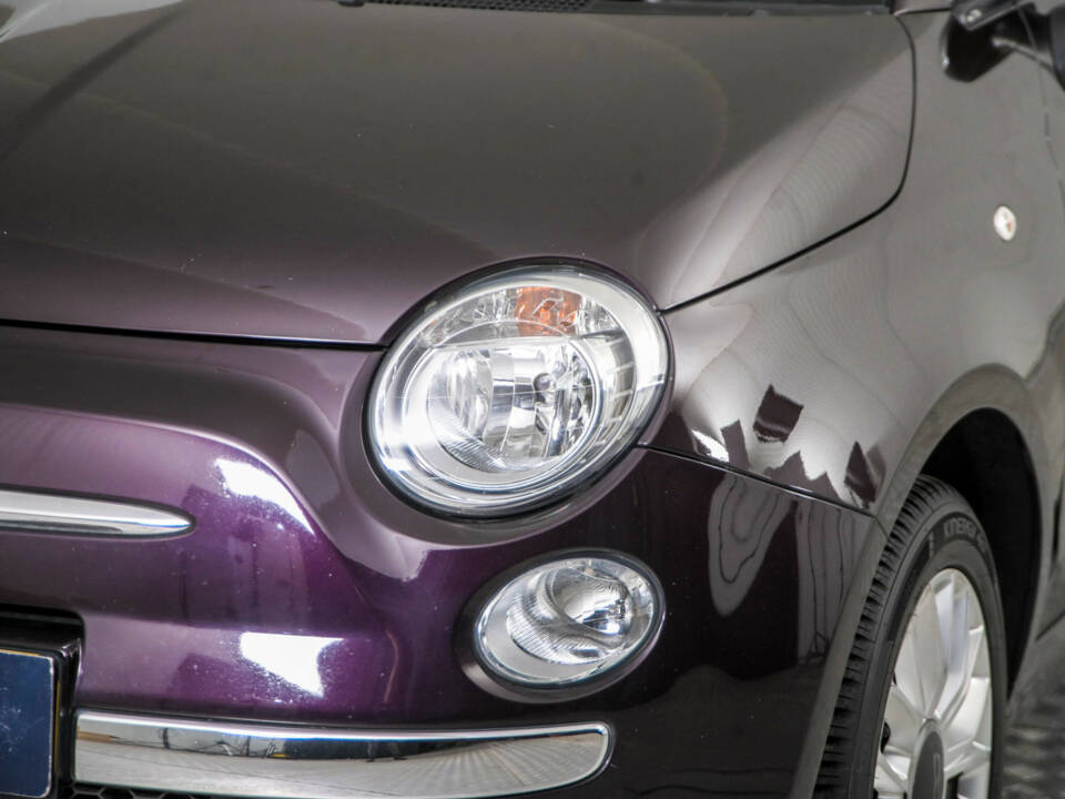 Image 21/49 of FIAT 500 C (2014)