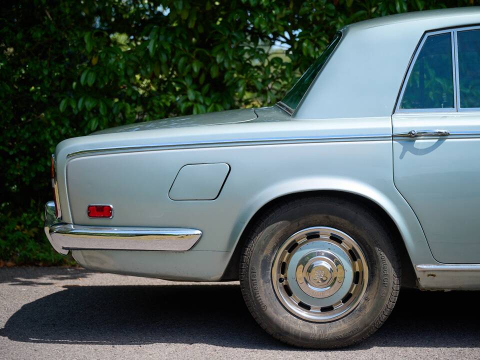 Image 14/46 of Rolls-Royce Silver Shadow I (1974)