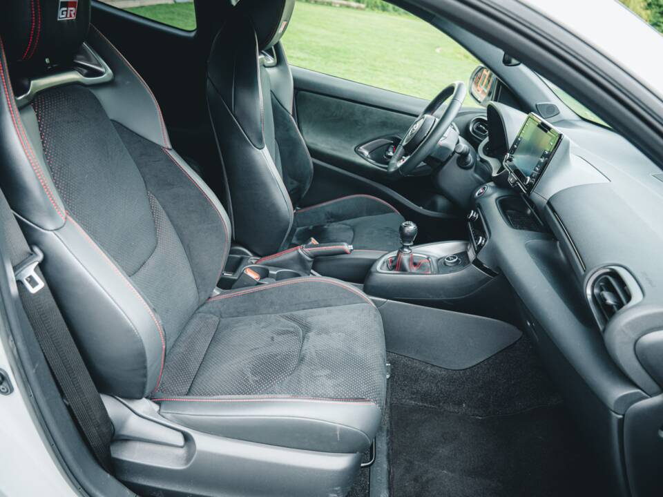 Imagen 9/75 de Toyota GR Yaris (2001)
