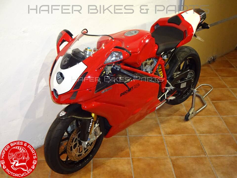 Bild 7/24 von Ducati DUMMY (2004)