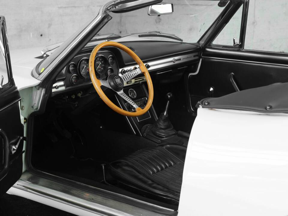 Image 21/50 of FIAT Dino Spider (1967)