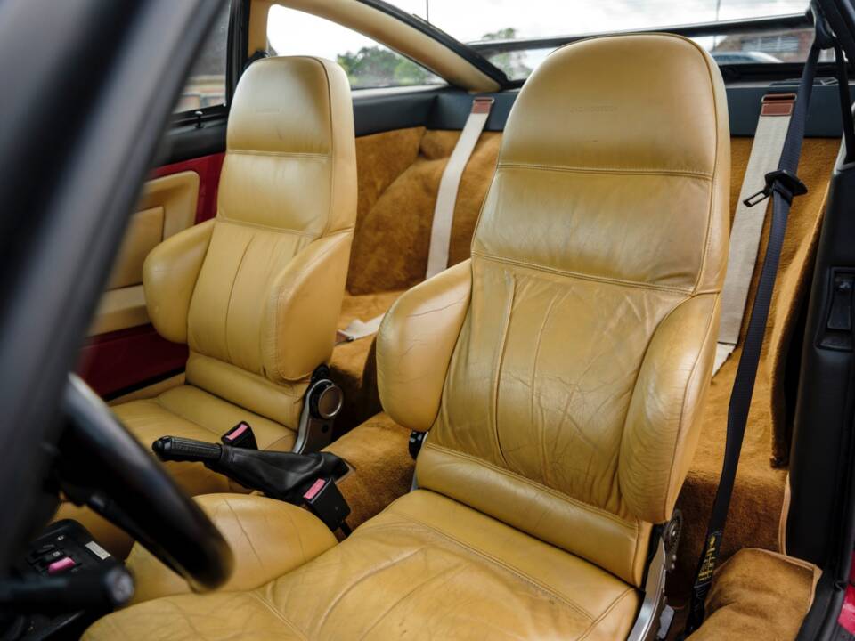 Image 6/10 de Alfa Romeo SZ (1991)