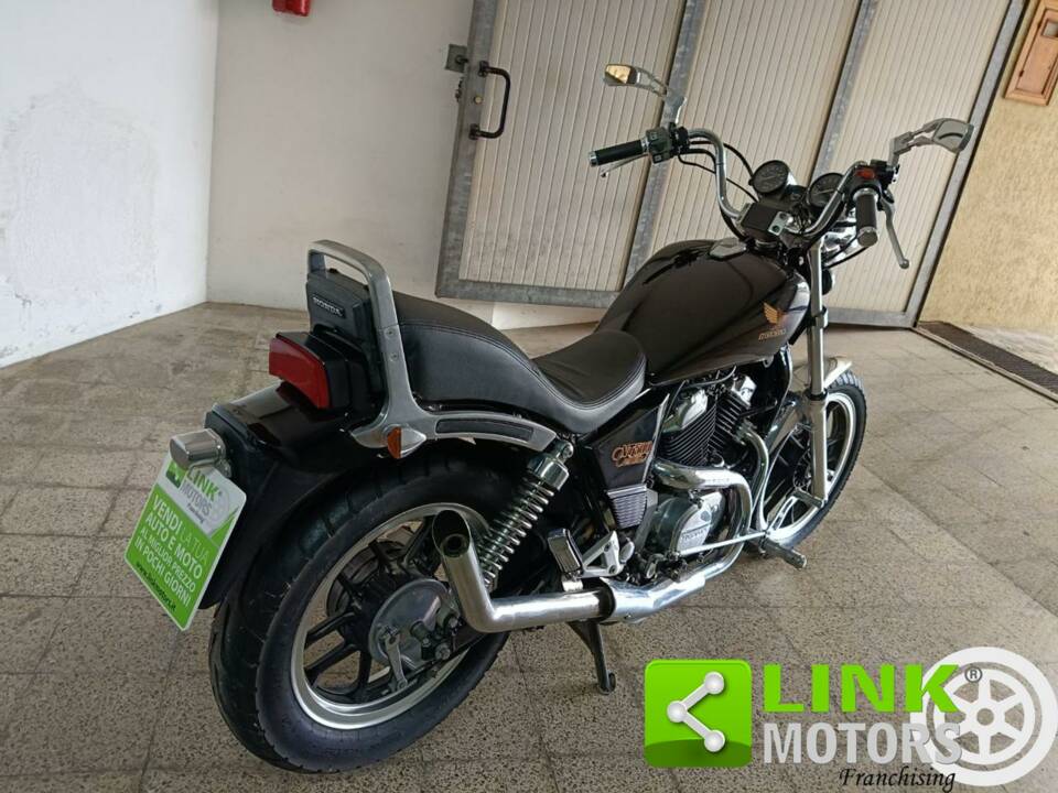Bild 4/10 von Honda DUMMY (1987)