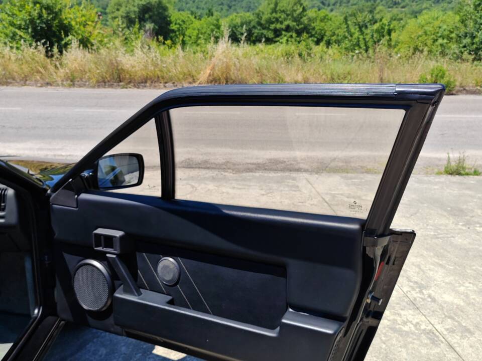 Image 31/50 of Alpine GTA V6 Turbo (1990)